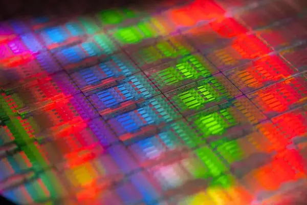 Ý Nghĩa Của “Feature Size” Trong Công Nghệ Chip